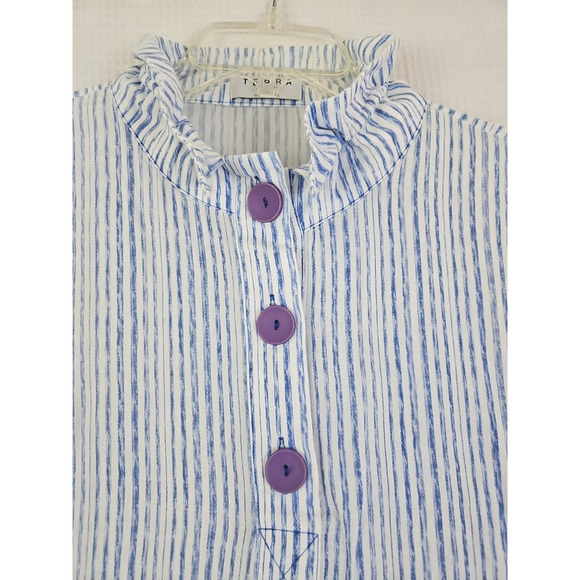 Terra-SJ Apparel~Size M~White/Blue Striped 3/4 Sleeve Lightweight Blouse Button - Picture 10 of 11